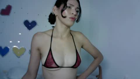Snapshot of mia_suarez4 chatting on May 2026 12:41:02 AM MIA suarez4 online show from May 2026 12:41:02 AM