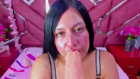 mia sweett69 online show from October 2025 09:22:01 PM