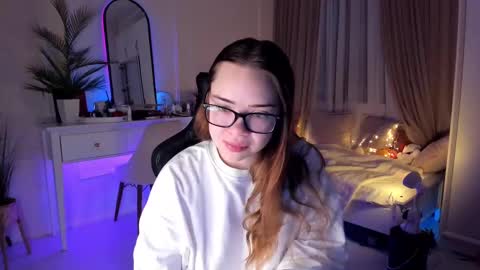 VixenMia online show from February 2025 03:42:01 AM