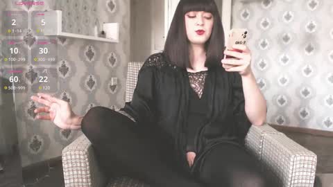 mia_wallase online show from March 2025 07:10:01 AM