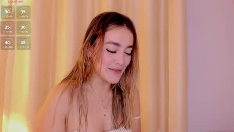 Snapshot of mia_white11 chatting on February 2026 01:01:02 PM Mia White online show from February 2026 01:01:02 PM