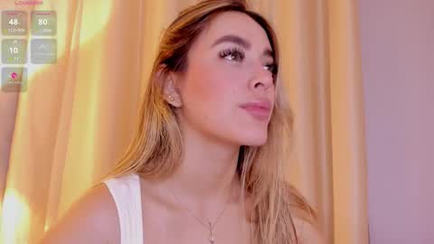 Snapshot of mia_white11 chatting on February 2026 01:21:01 PM Mia White online show from February 2026 01:21:01 PM