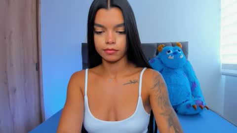    online show from October 2025 06:14:02 PM