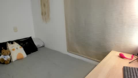 Snapshot of mia_xgray chatting on January 2025 08:54:01 PM Mia online show from January 2025 08:54:01 PM