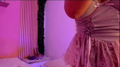 Snapshot of mia_zafir chatting on November 2025 03:27:02 AM mia_zafir online show from November 2025 03:27:02 AM