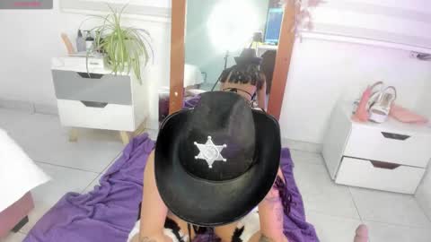 Snapshot of mia_zafir chatting on November 2025 03:32:02 AM mia_zafir online show from November 2025 03:32:02 AM