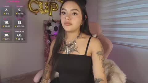Snapshot of mia_zafir chatting on July 2026 09:31:02 PM mia_zafir online show from July 2026 09:31:02 PM