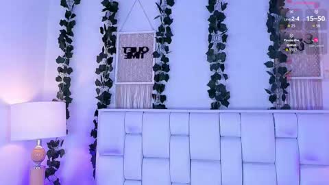 Mia online show from February 2026 11:30:01 AM