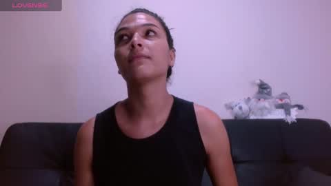 Mia online show from December 2024 11:32:02 AM
