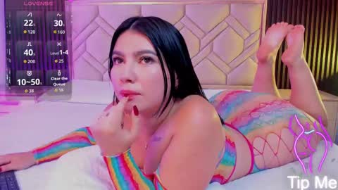 Miaa Farrel online show from September 2025 12:53:01 PM