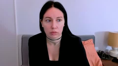 Snapshot of miaalluring chatting on March 2026 04:13:01 PM Mia online show from March 2026 04:13:01 PM