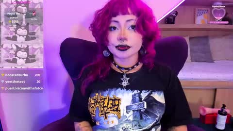 Mia online show from February 2025 03:40:01 PM