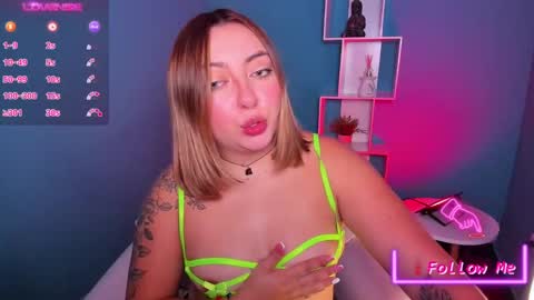 Andrea online show from February 2025 01:35:02 PM