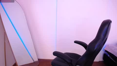 Mia Blum online show from February 2026 02:53:01 AM