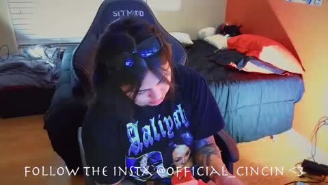 Mia online show from February 2025 01:42:01 AM