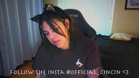 Mia online show from February 2025 12:19:01 AM