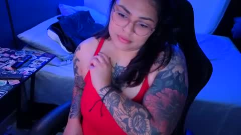 Snapshot of miacanela_xo chatting on July 2026 01:20:01 AM Mia online show from July 2026 01:20:01 AM