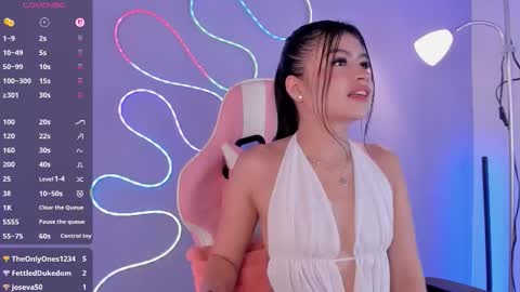 Mia Capone online show from March 2026 01:38:02 PM