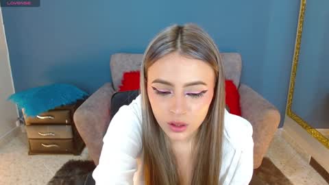 MiaCarper online show from January 2025 01:18:01 AM