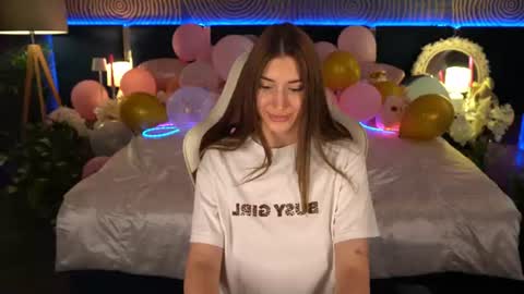 Mia online show from July 2026 02:23:01 PM