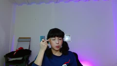 Mia david      online show from March 2026 07:40:01 PM