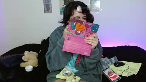 Snapshot of miadavisxx chatting on April 2026 08:22:01 PM Mia david online show from April 2026 08:22:01 PM