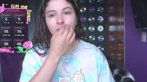 Snapshot of miadimota chatting on June 2026 07:28:01 PM Mia online show from June 2026 07:28:01 PM