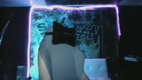 Snapshot of miaellababy chatting on October 2025 12:27:01 AM miaellababy online show from October 2025 12:27:01 AM