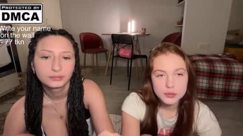 Mia online show from March 2026 09:54:02 PM