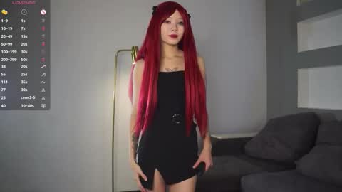 Snapshot of miagloww chatting on September 2025 08:48:01 AM Mia online show from September 2025 08:48:01 AM