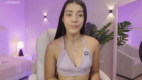 Mia Gomez online show from September 2025 01:24:02 PM
