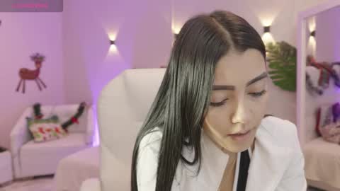 Mia Gomez online show from January 2026 01:26:02 PM