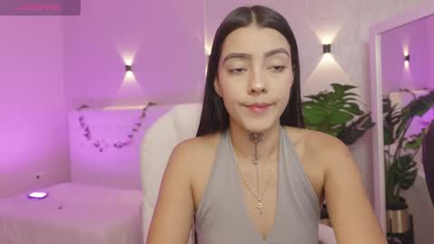 Mia Gomez online show from January 2026 01:17:02 PM