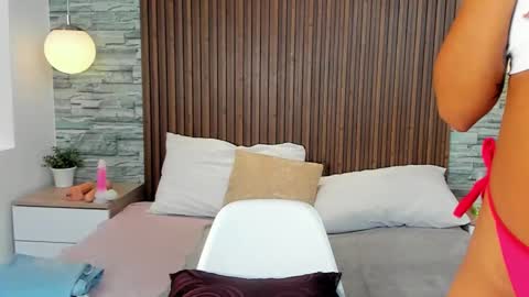 Snapshot of miagomezx chatting on September 2025 08:10:01 PM miagomezx online show from September 2025 08:10:01 PM