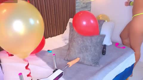 Snapshot of miagomezx chatting on February 2026 02:58:02 PM miagomezx online show from February 2026 02:58:02 PM