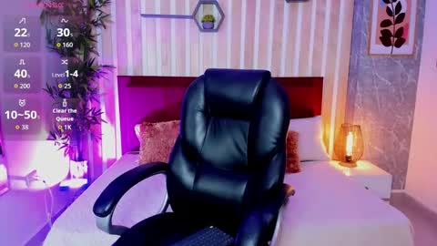 Mia Connor online show from November 2025 07:49:02 PM