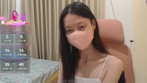 miahchan68 online show from November 2025 05:13:02 PM