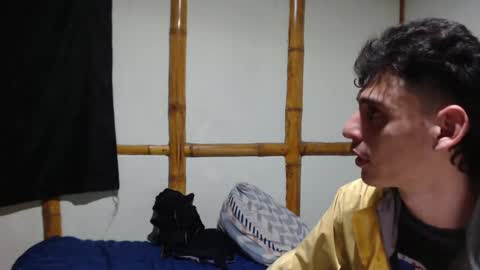 Snapshot of miahells chatting on February 2025 02:36:02 AM Mia Sam online show from February 2025 02:36:02 AM