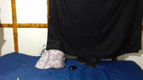 Snapshot of miahells chatting on October 2025 12:49:02 AM Mia Sam online show from October 2025 12:49:02 AM