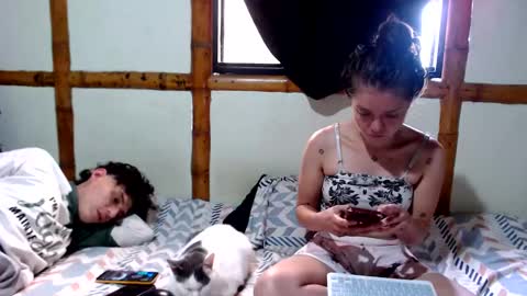 Snapshot of miahells chatting on November 2025 04:29:01 PM Mia Sam online show from November 2025 04:29:01 PM