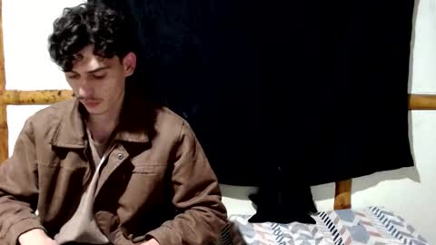 Snapshot of miahells chatting on November 2025 01:30:02 AM Mia Sam online show from November 2025 01:30:02 AM