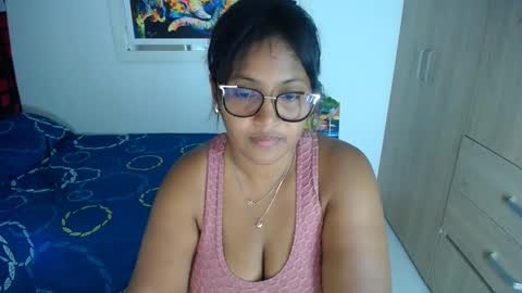 miajoseph_ online show from January 2025 04:29:01 AM