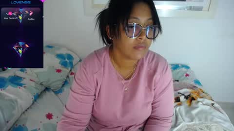 miajoseph_ online show from February 2025 04:51:02 AM