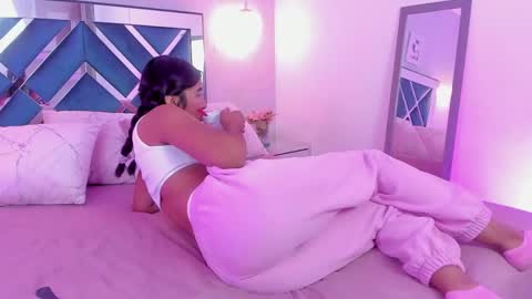 Mia Khalifa online show from March 2025 11:38:02 AM