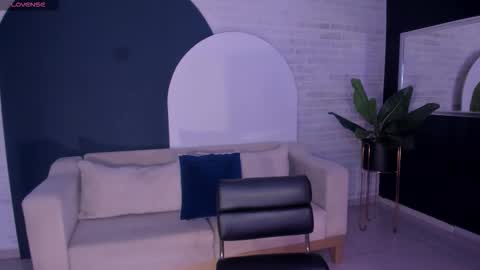 Call me Mia  online show from March 2026 07:42:02 PM