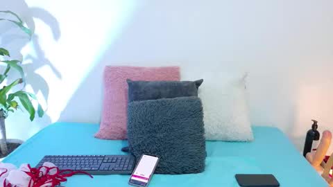 MIA online show from October 2025 03:02:01 PM