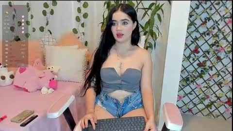 mia 600am-1000am Colombia time online show from December 2024 11:02:02 PM