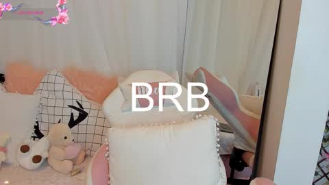 mia 600am-1000am Colombia time online show from November 2025 02:06:01 AM