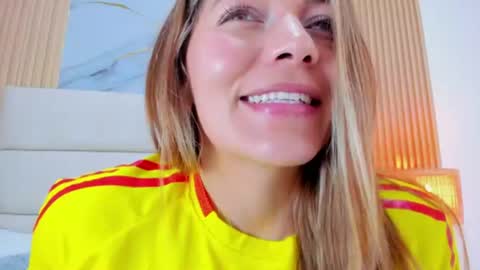 Snapshot of miamalkovaa_ chatting on June 2026 05:25:01 PM Mia Malkova online show from June 2026 05:25:01 PM