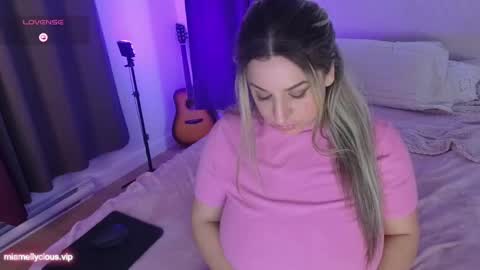 Mia Melly online show from December 2024 02:19:02 AM